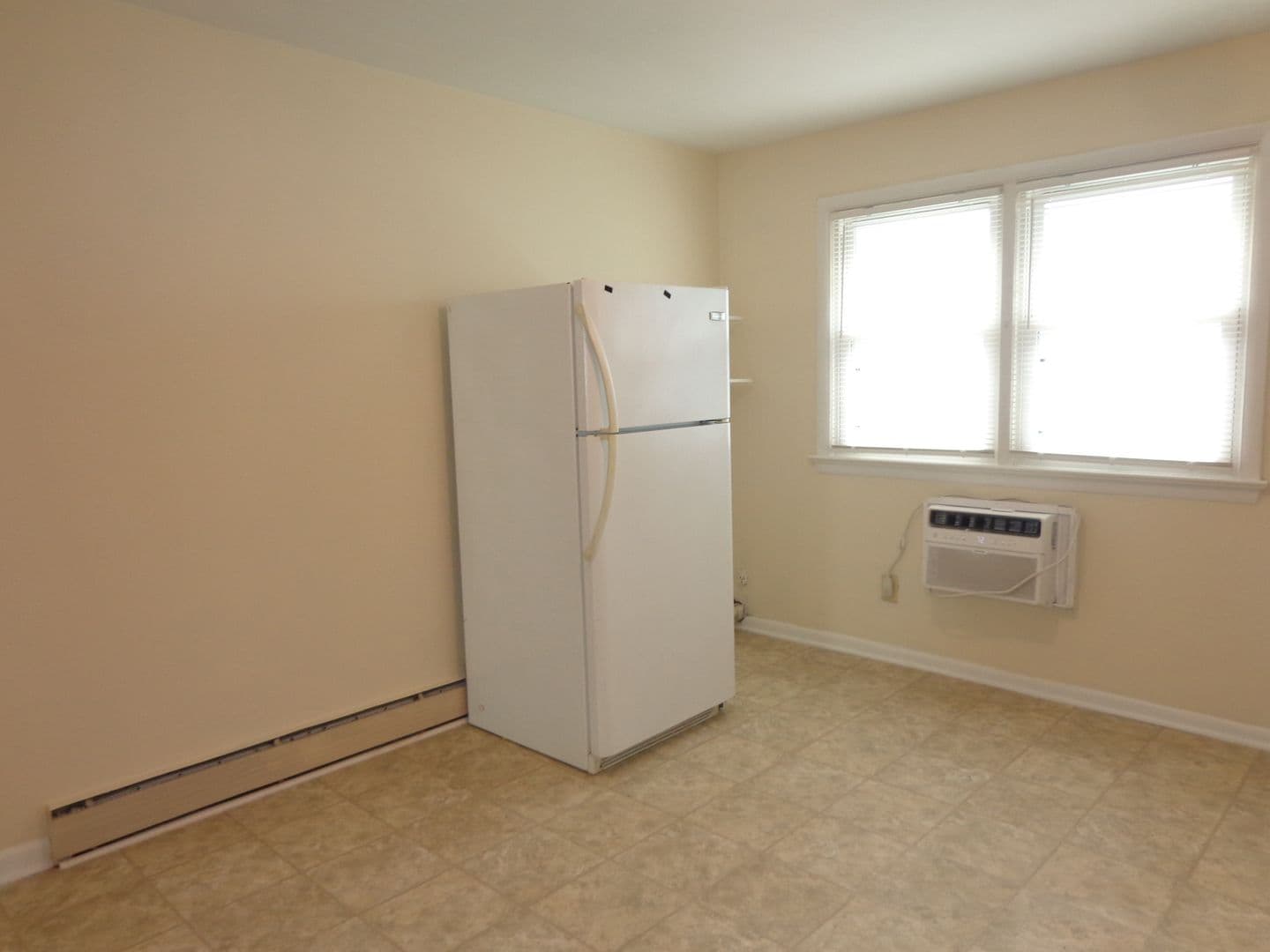 Virginia Beach Apartment: 4626 Coronet Avenue