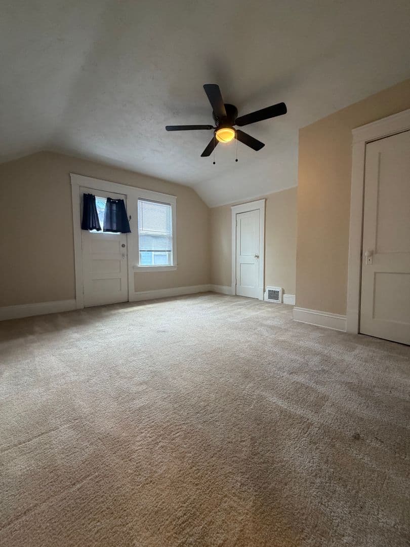 Cleveland Heights House: 13048 Cedar Rd