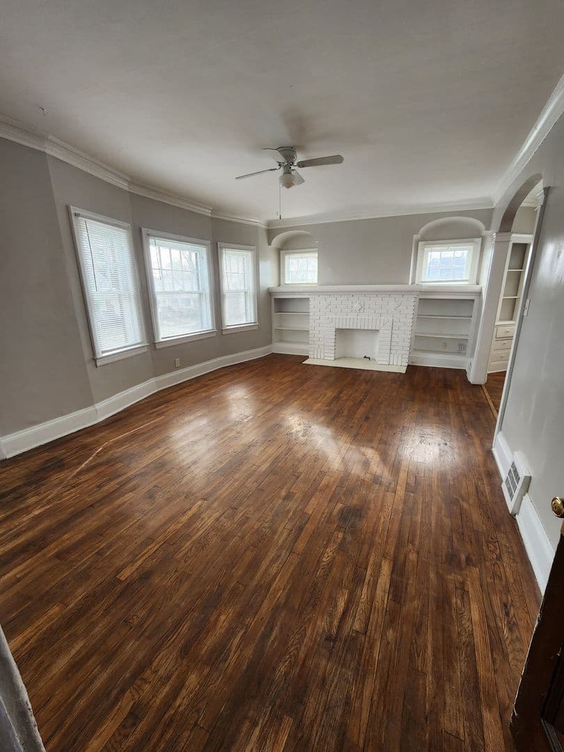 Shaker Heights Apartment: 3722 Chelton Road