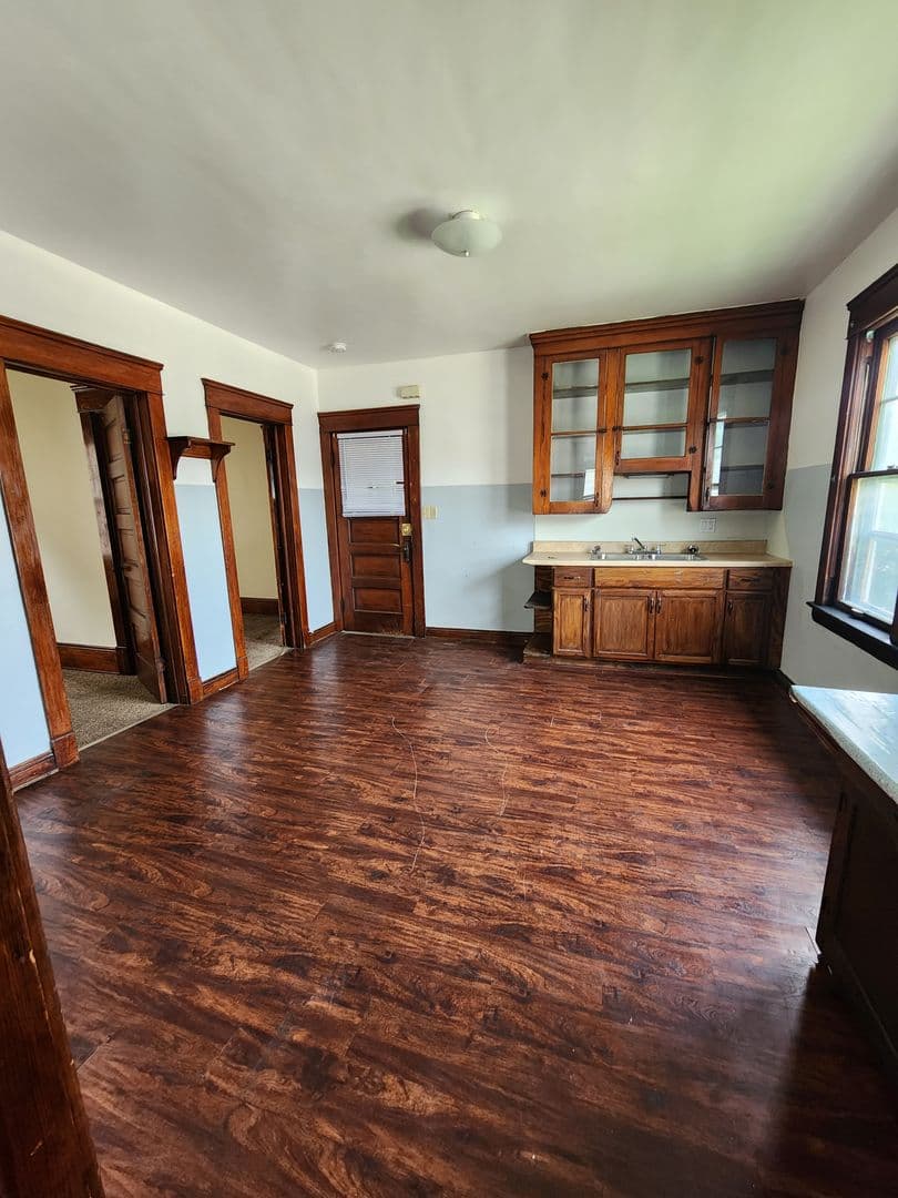 Cleveland Apartment: 7206 Rathbun Avenue