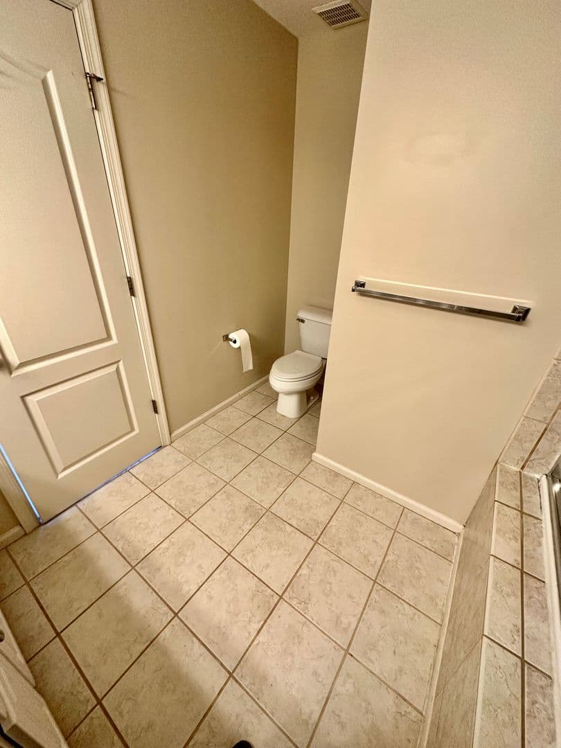 Virginia Beach House: 3724 Surry Road