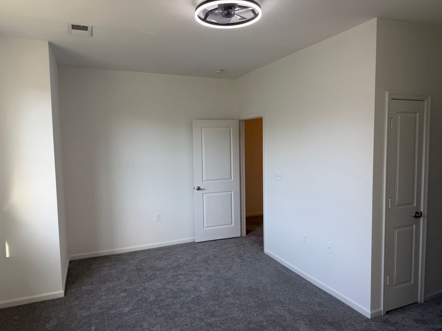 Chesapeake Townhome: 1440 Rollesby Way