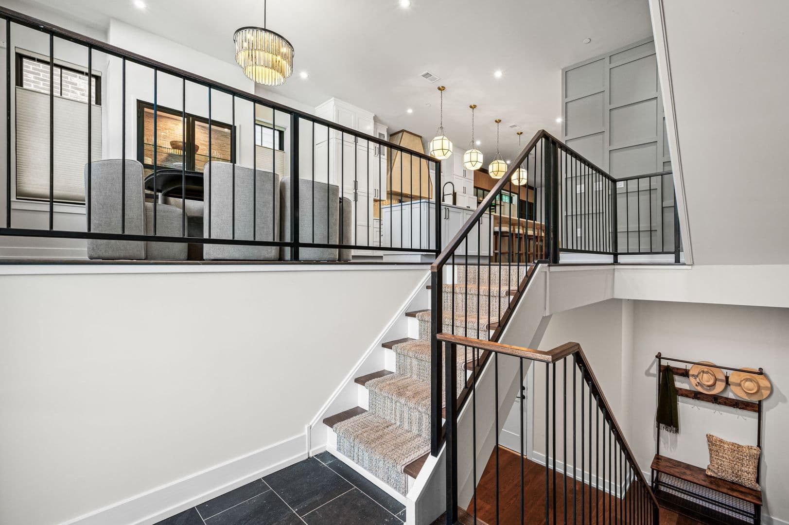Philadelphia House: 206 Kalos Street