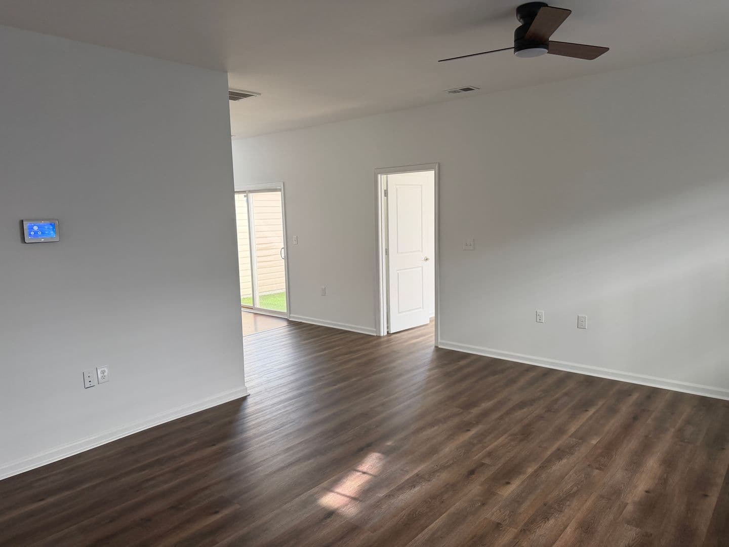 Chesapeake Townhome: 1440 Rollesby Way