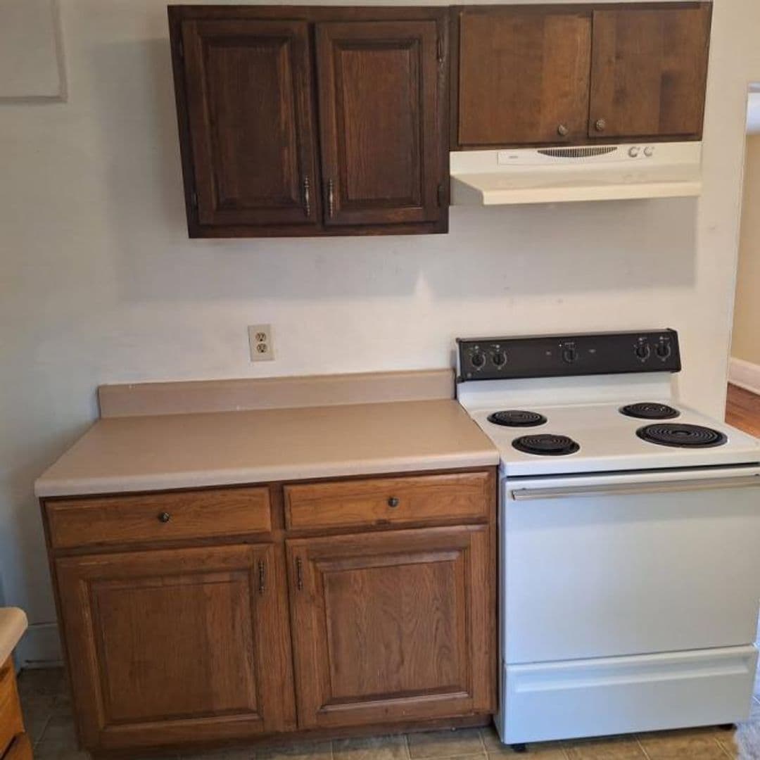 Roanoke Apartment: 515 Albemarle Avenue