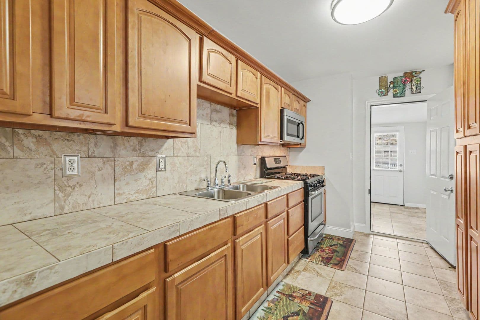 Harrisburg House: 2105 Greenwood St