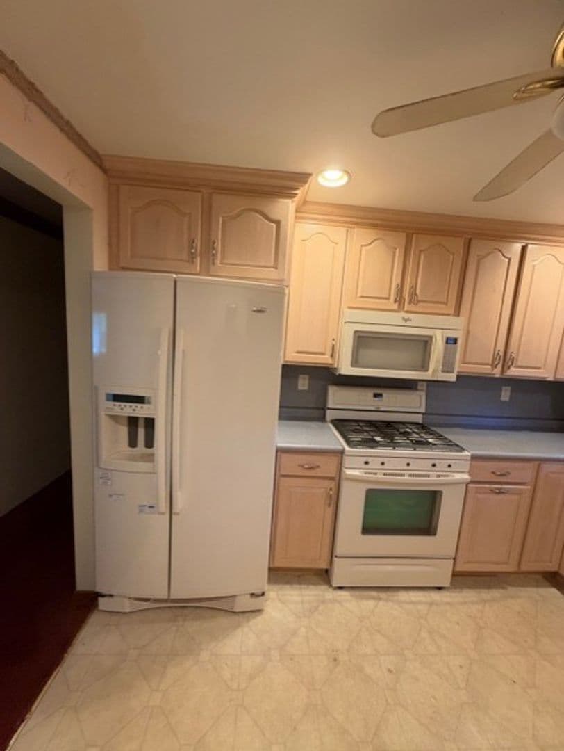 White Oak House: 1704 Vermont Ave