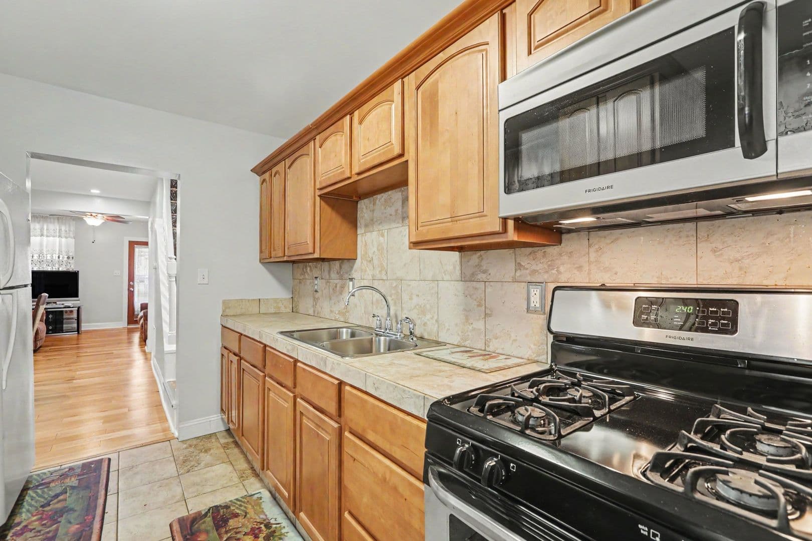 Harrisburg House: 2105 Greenwood St