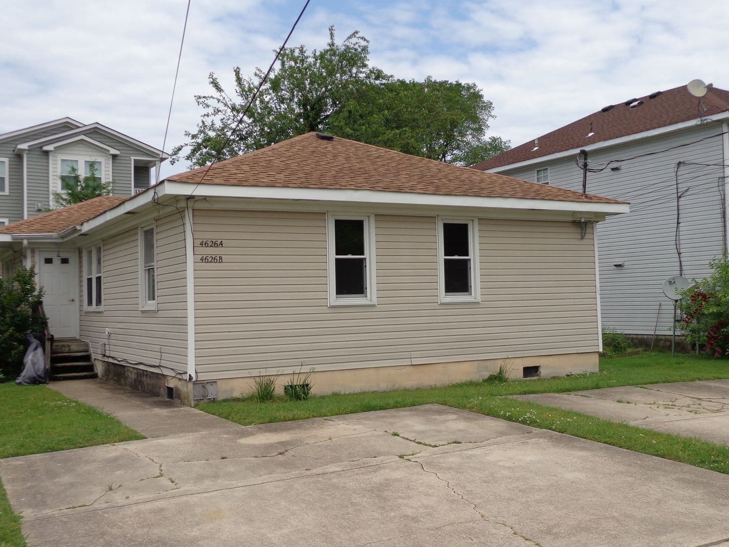 Virginia Beach Apartment: 4626 Coronet Avenue