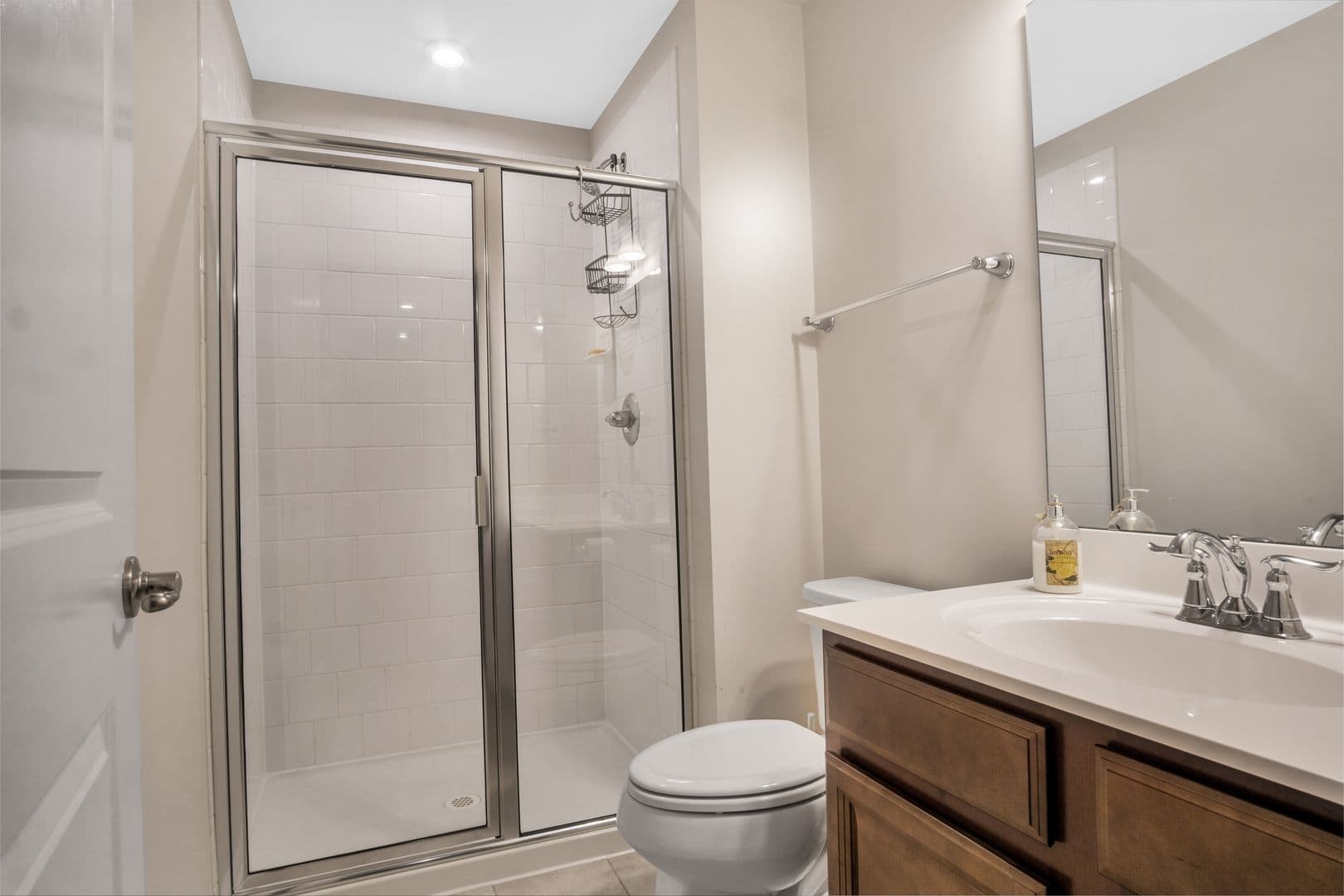 Williamsburg House: 406 Boltons Mill Pkwy