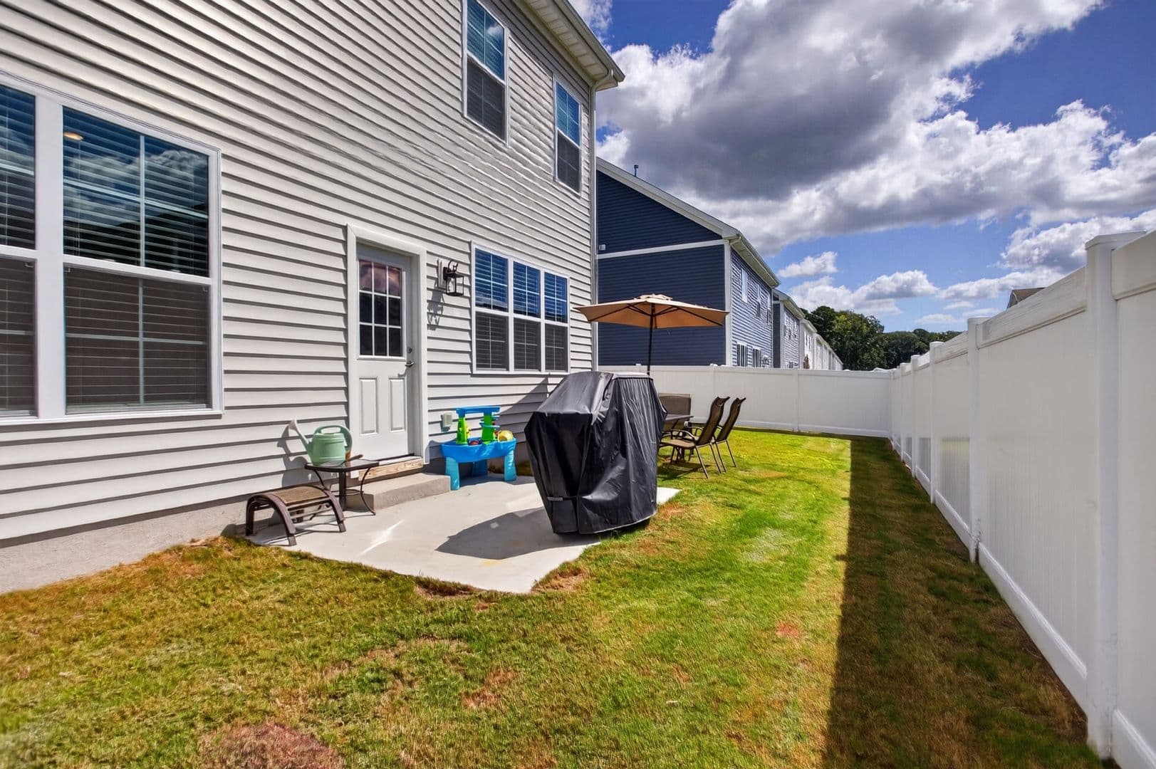 Chesapeake House: 913 Brenner