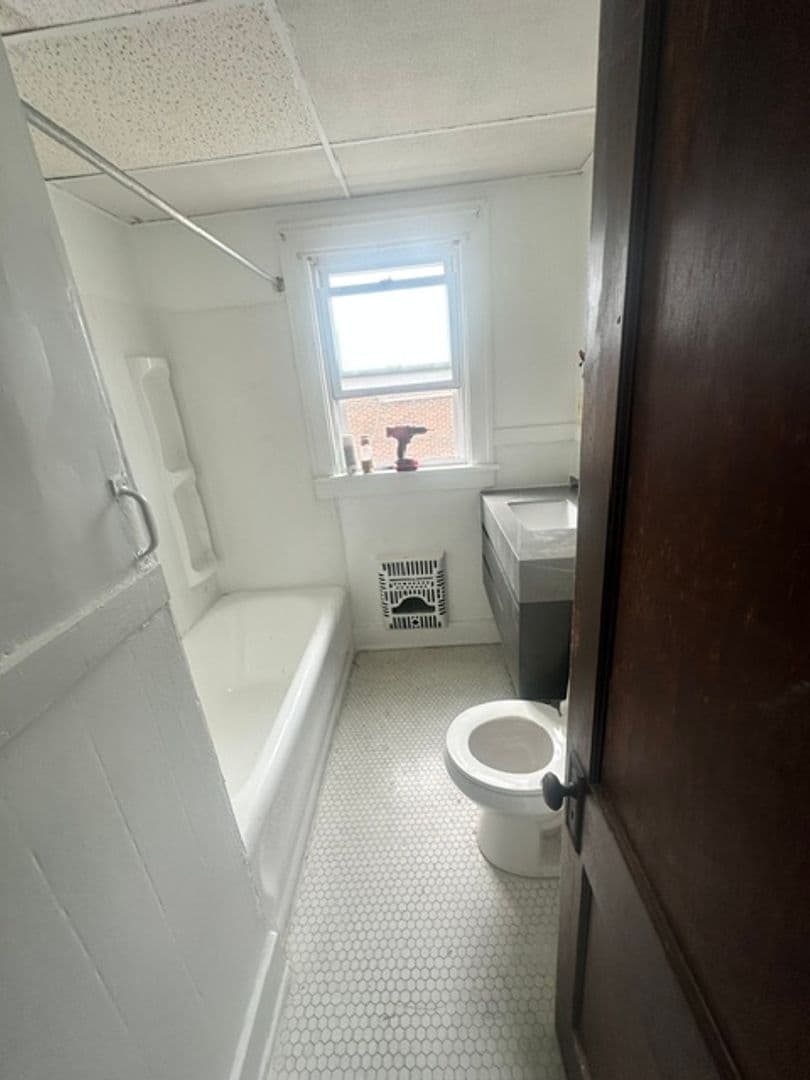 Homestead Condo: 622 E. 14th Avenue Unit 2