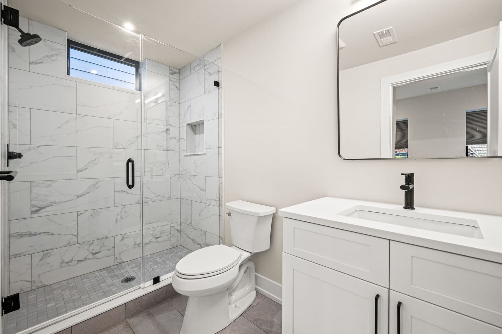 Philadelphia House: 206 Kalos Street