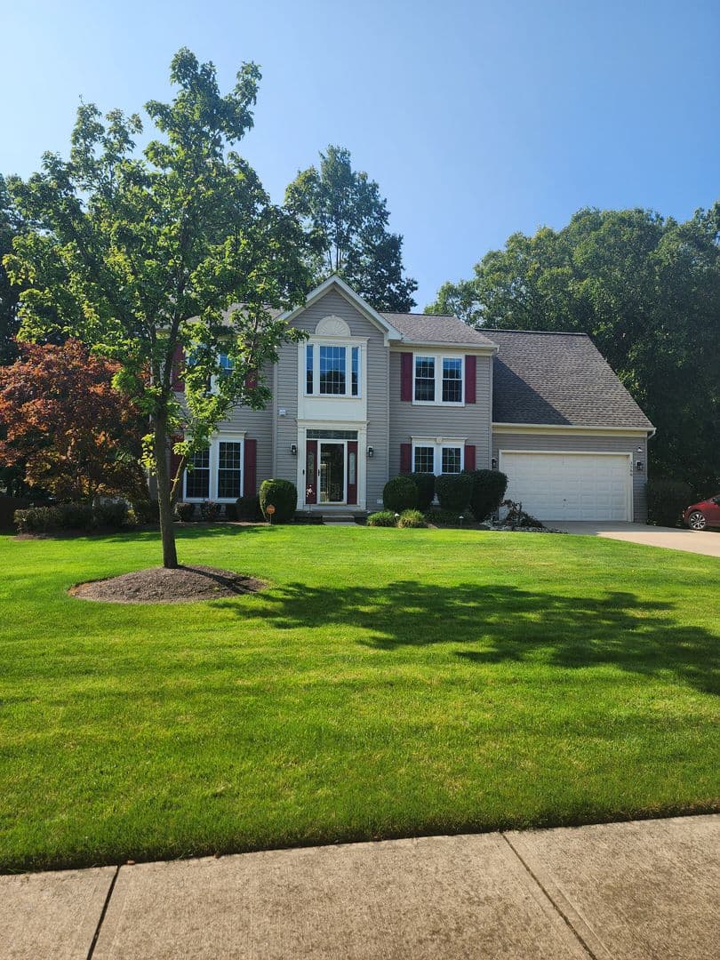 Avon House: 3288 Beech Lane