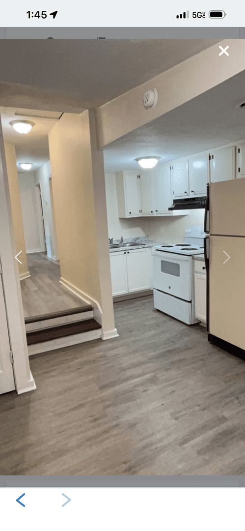 Roanoke Apartment: 611 Stewart Avenue SE