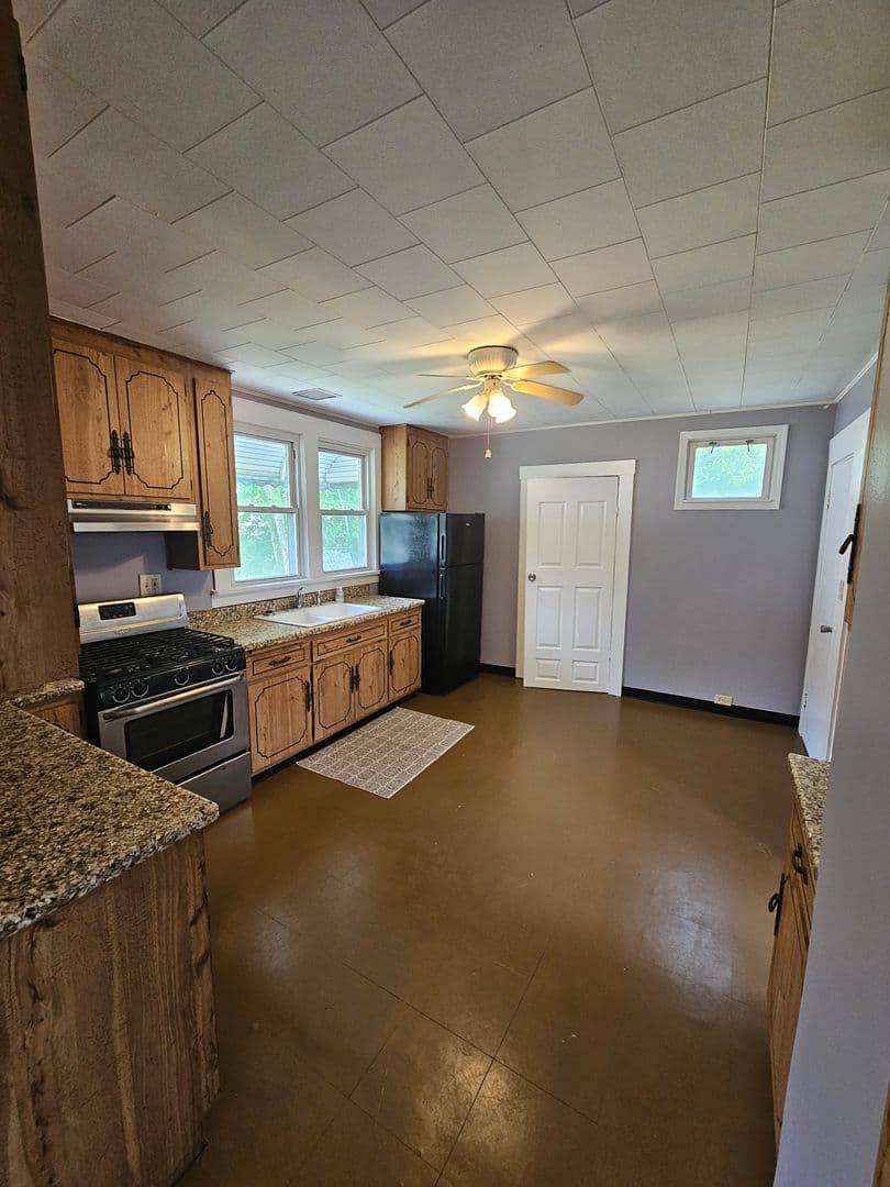 Cleveland House: 3663 E. 54th Street