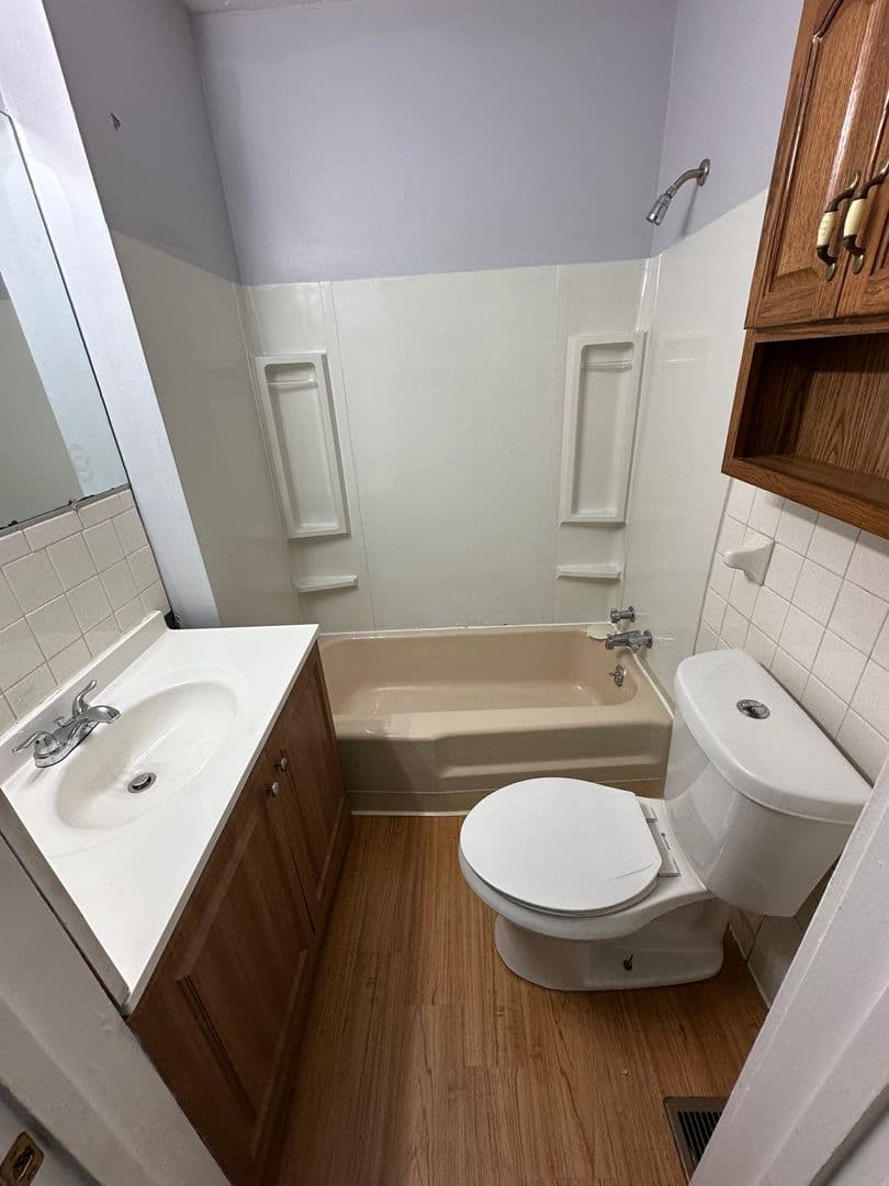 Toledo House: 1755 Marne Avenue