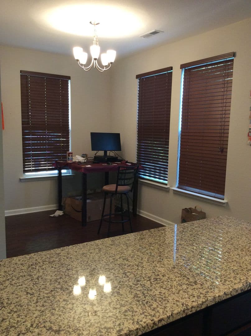 Williamsburg Townhome: 401 Prosperity Court