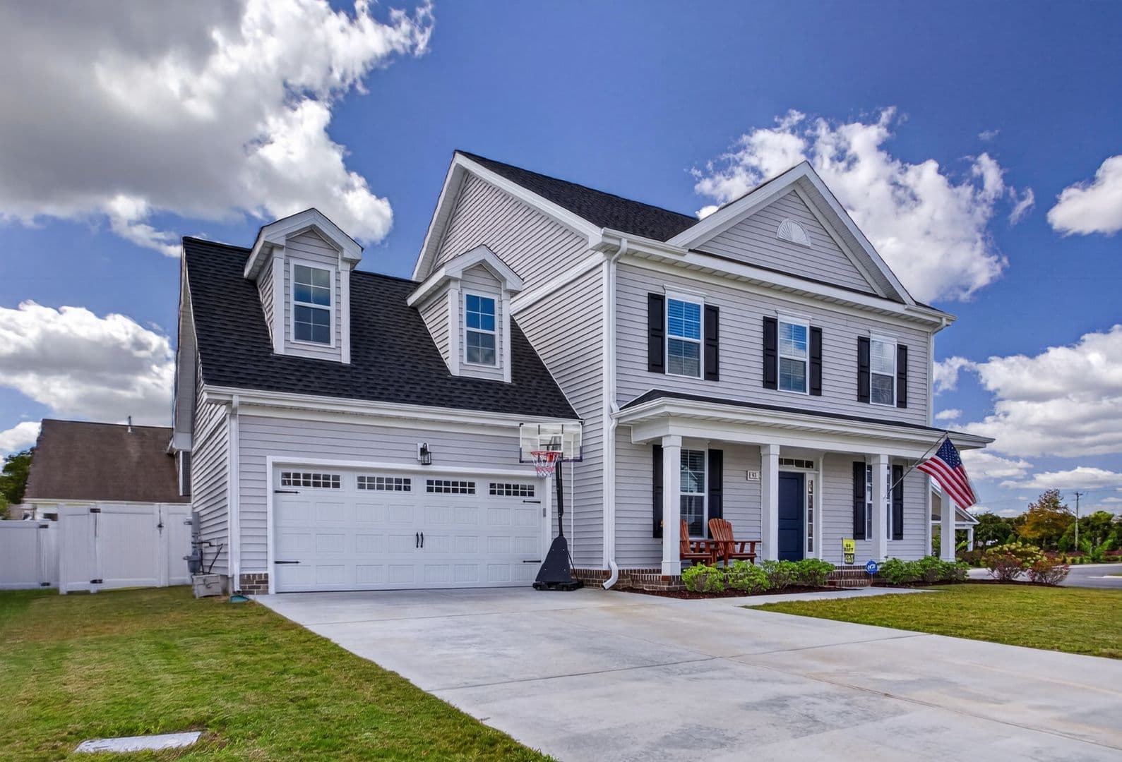 Chesapeake House: 913 Brenner