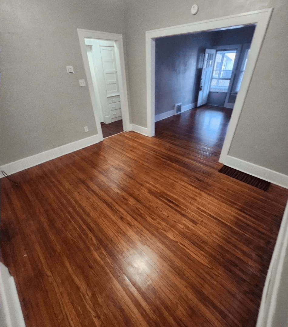 Toledo House: 1015 Hawk Street