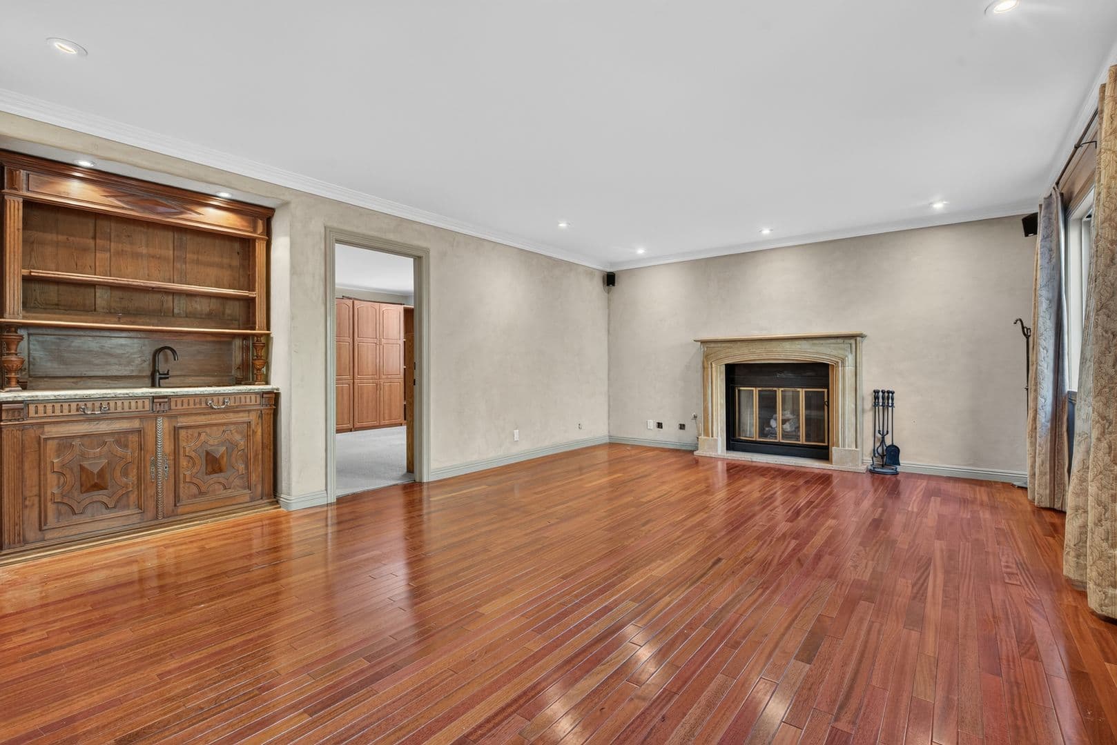 Culver City Apartment: 4170 Madison Ave