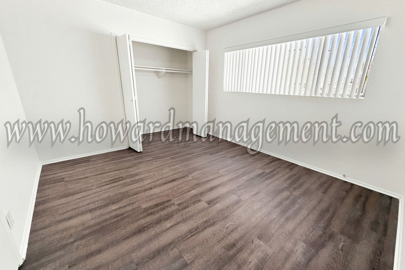Los Angeles Apartment: 3637 Mentone Ave