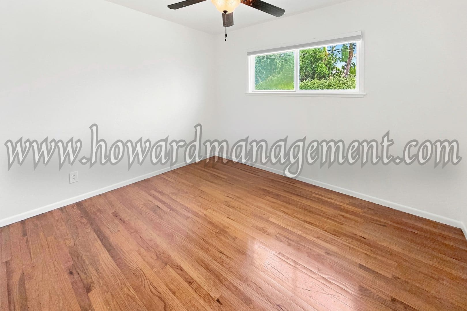 Canoga Park House: 8360 Rudnick Ave