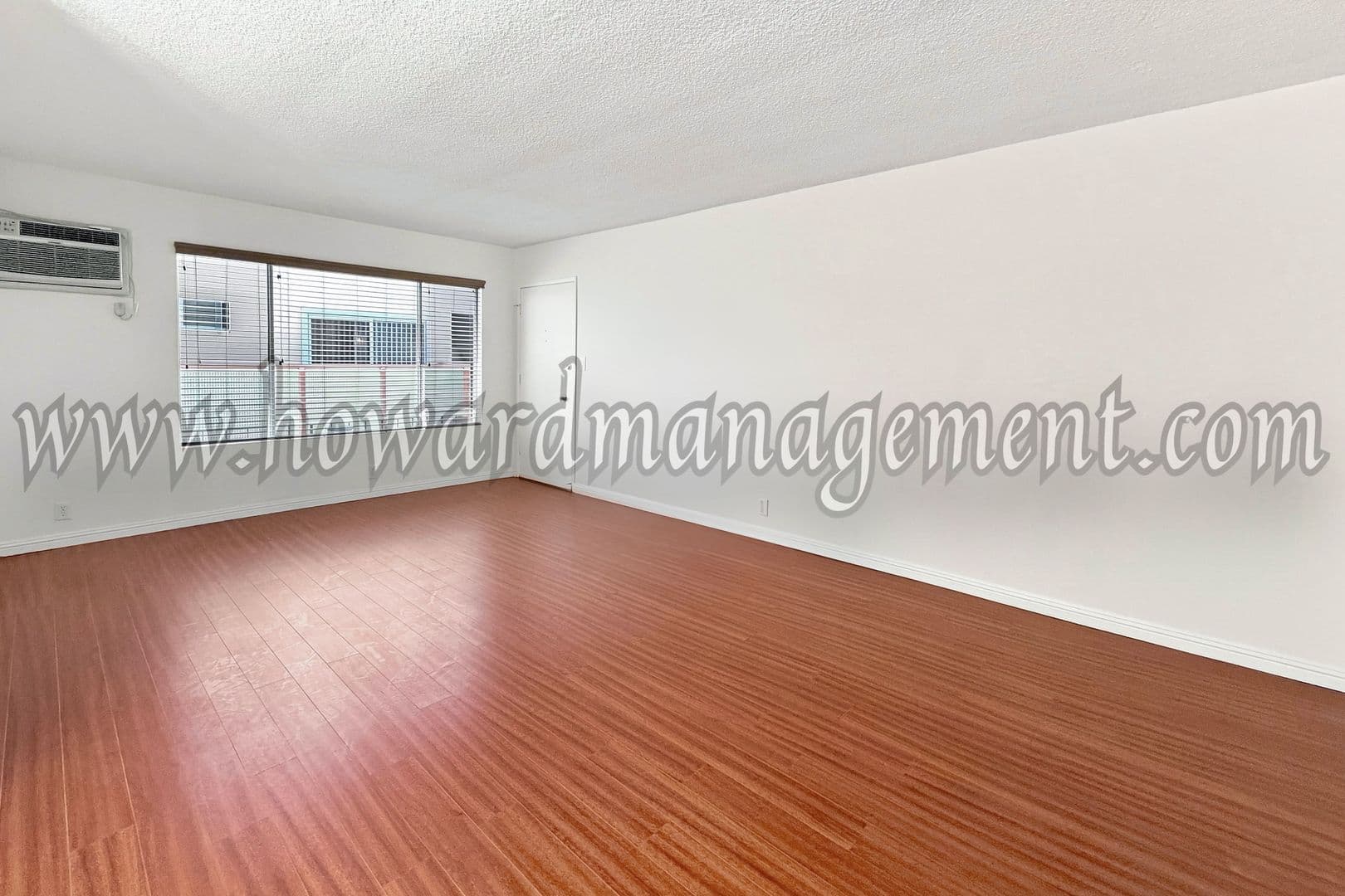West Hollywood Apartment: 561 N Orlando Ave