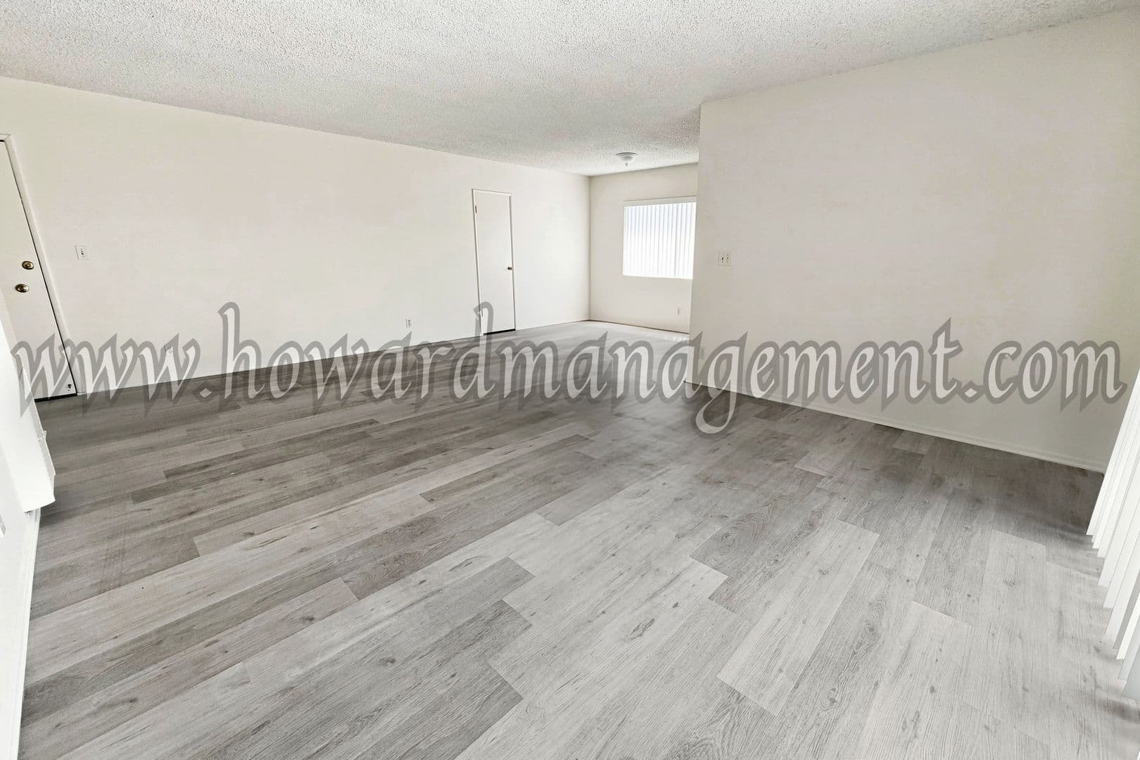 Los Angeles Apartment: 3637 Mentone Ave