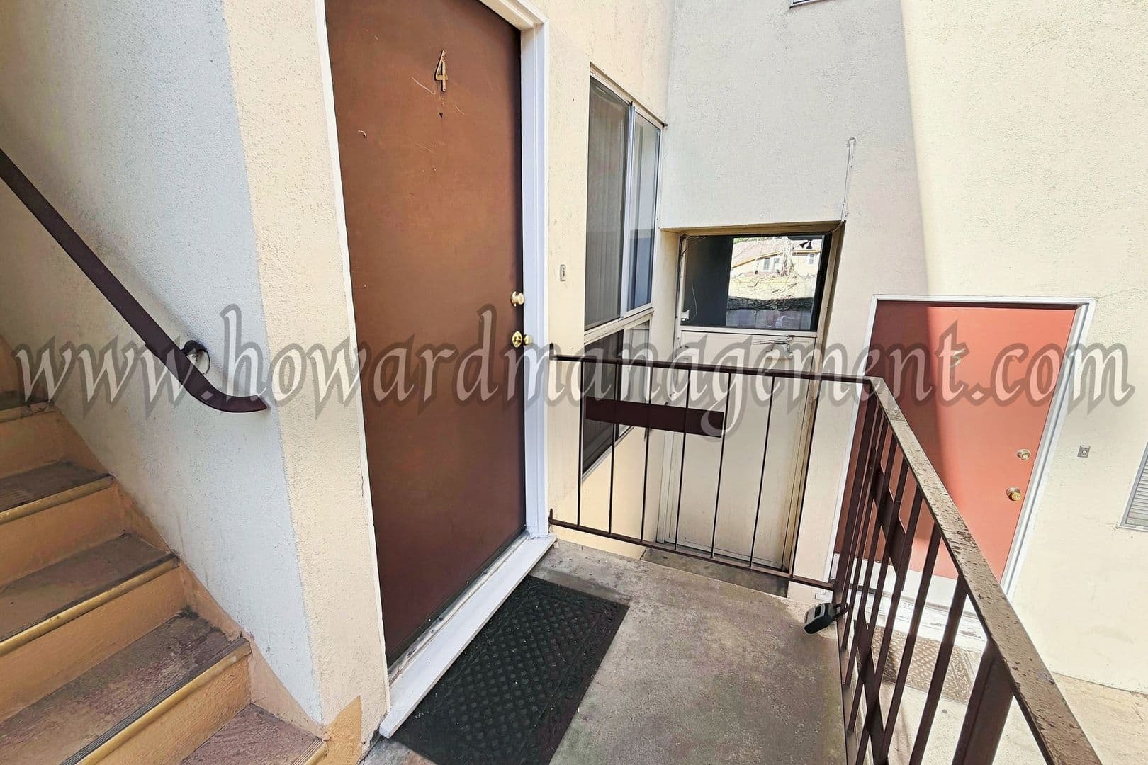 Los Angeles Apartment: 7219-7225 La Cienega