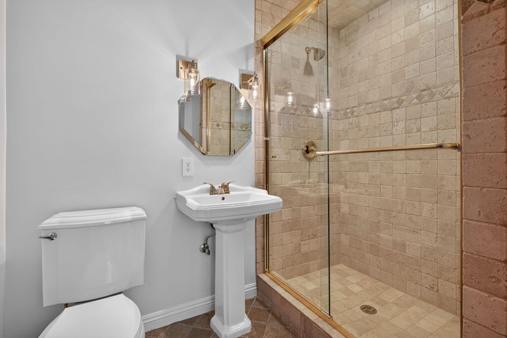 Culver City Apartment: 4170 Madison Ave