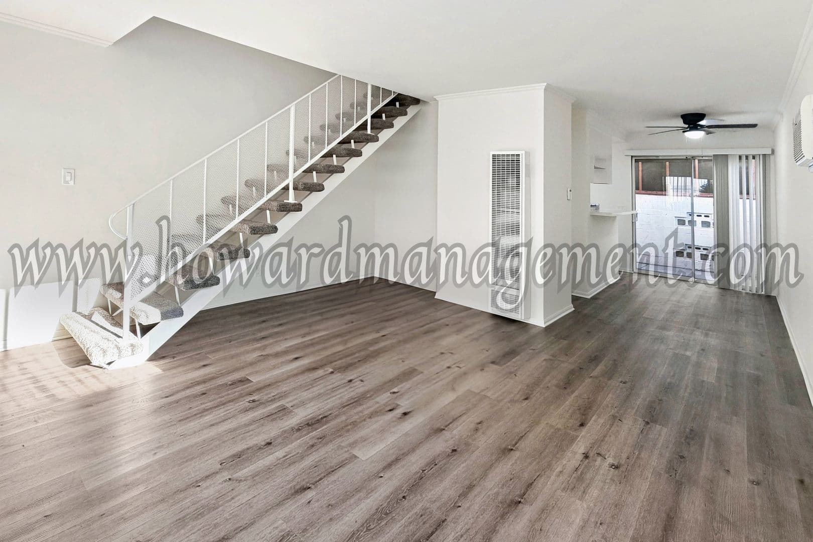Sherman Oaks Apartment: 5238 Tilden Ave