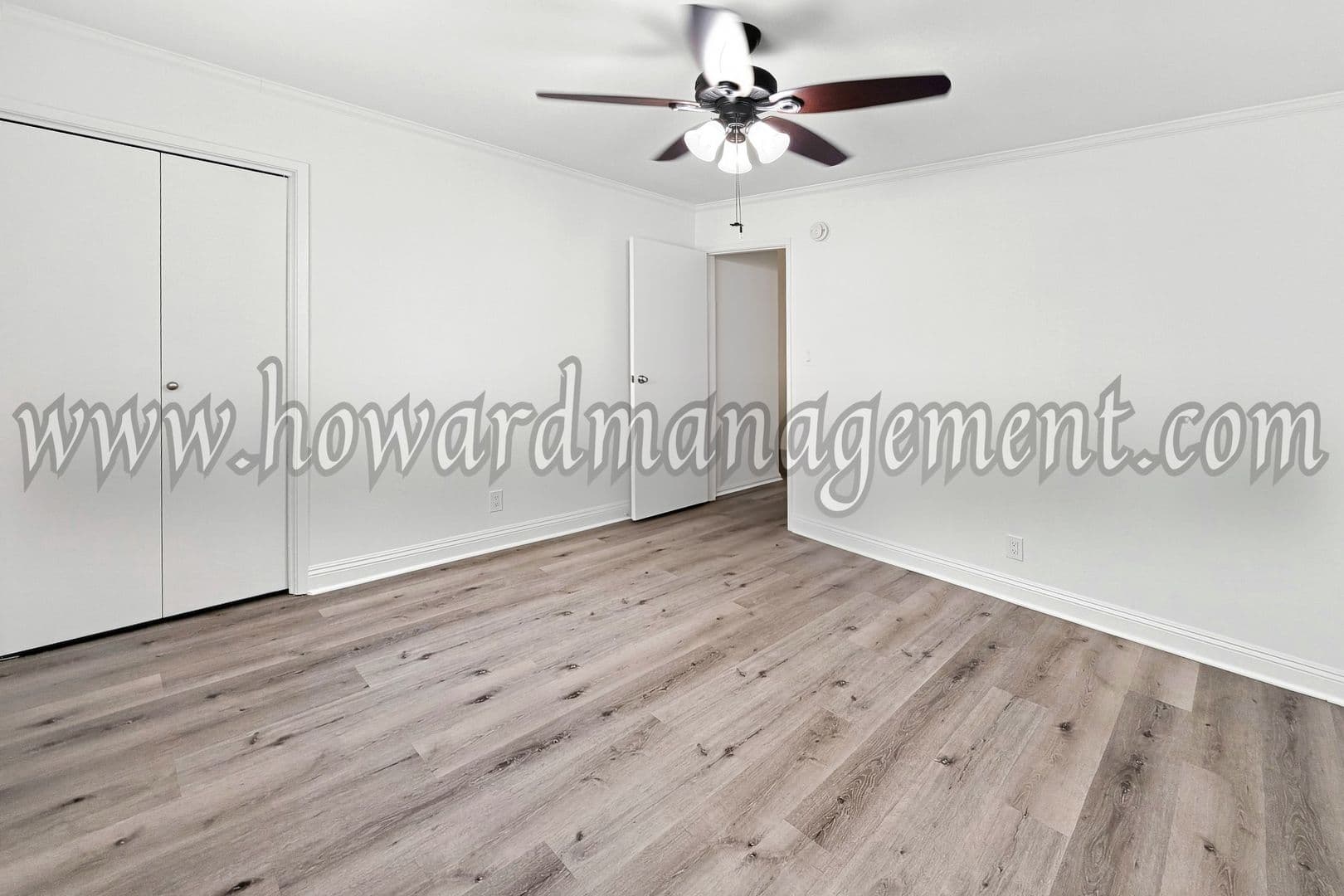 Sherman Oaks Apartment: 5238 Tilden Ave