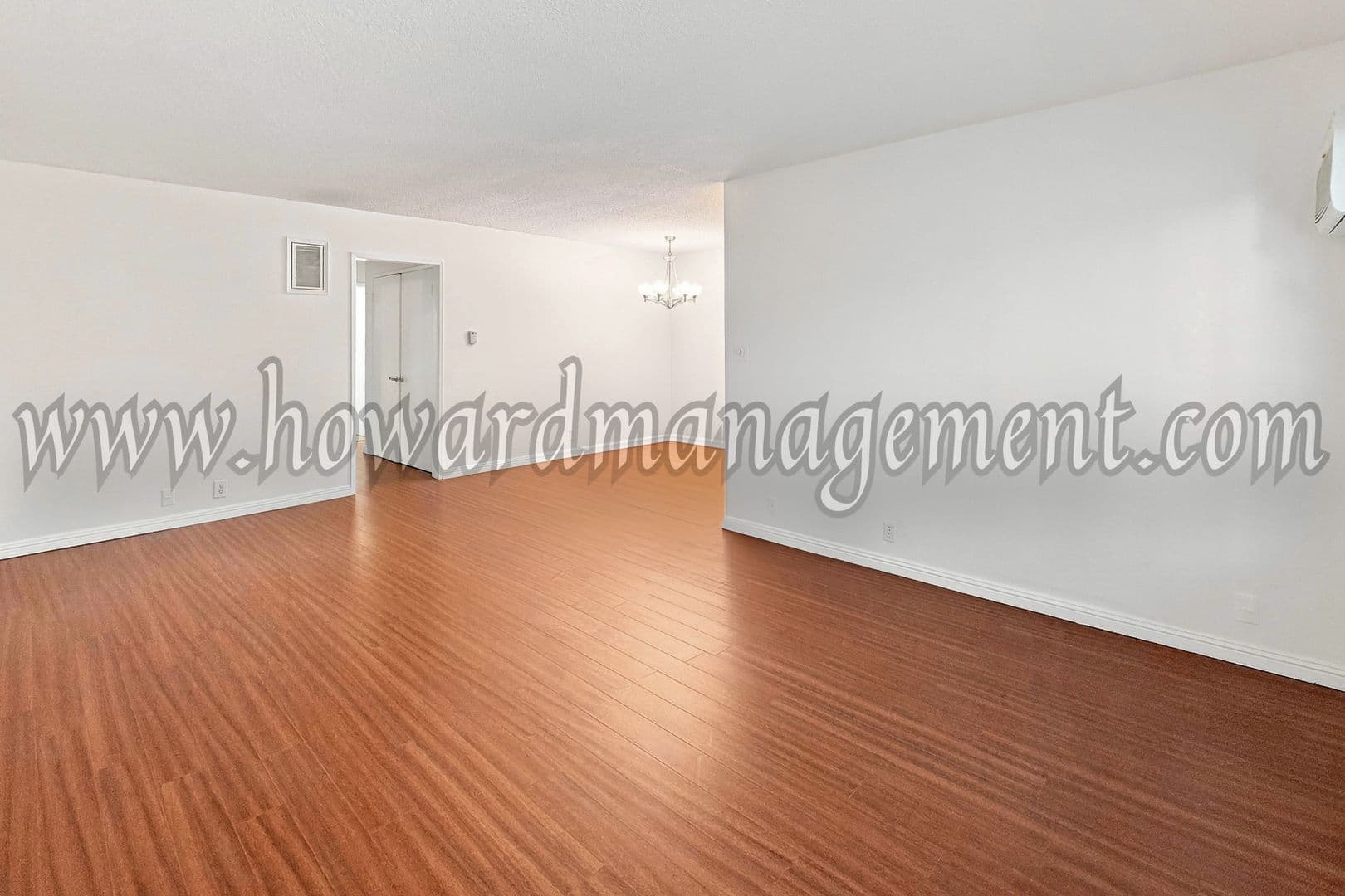 West Hollywood Apartment: 561 N Orlando Ave