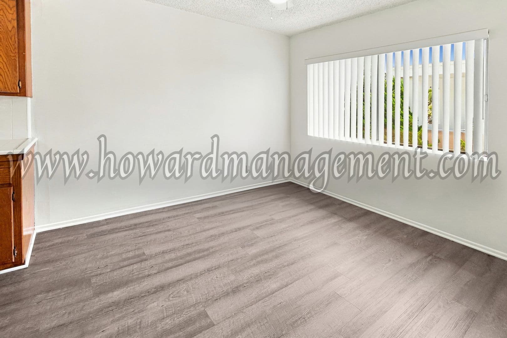 Los Angeles Apartment: 3637 Mentone Ave