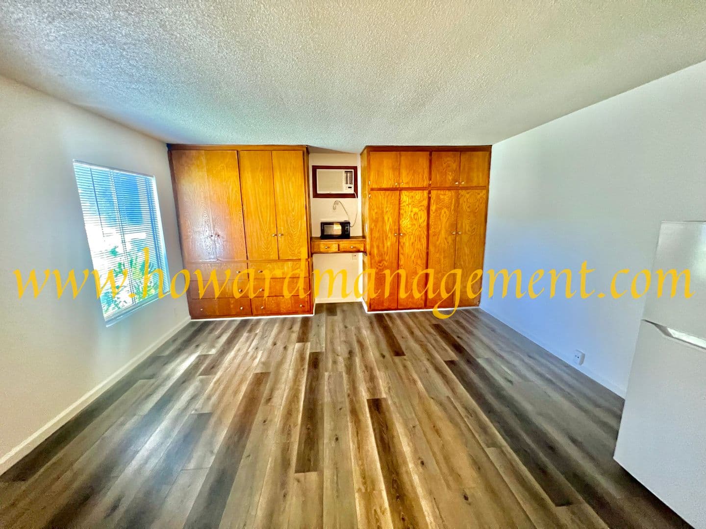 Los Angeles Apartment: 845 S Bedford St