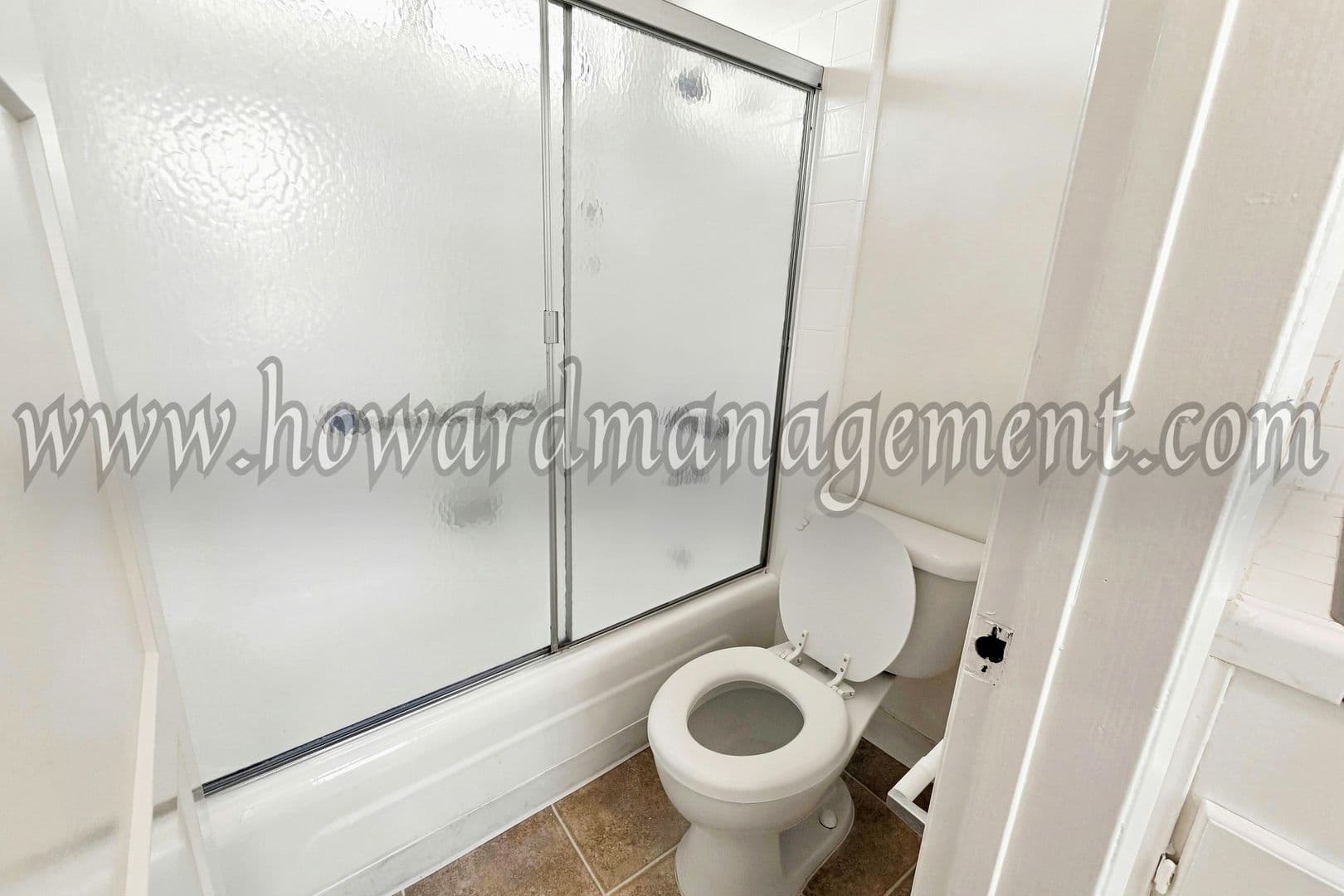 Venice Apartment: 560 Grand Blvd