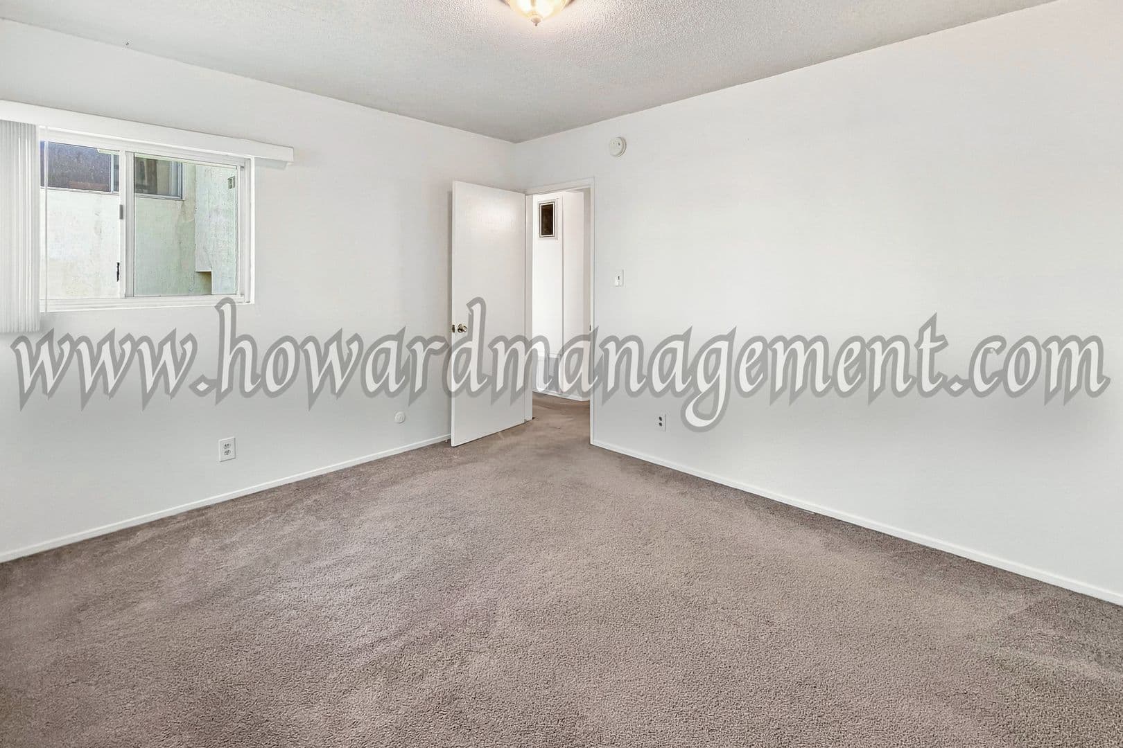 Los Angeles Apartment: 7219-7225 La Cienega