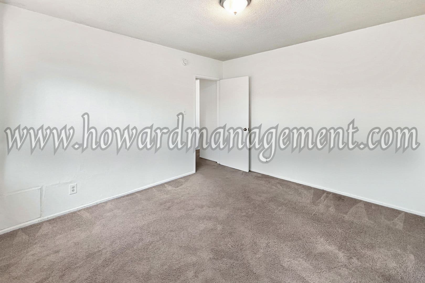 Los Angeles Apartment: 7219-7225 La Cienega