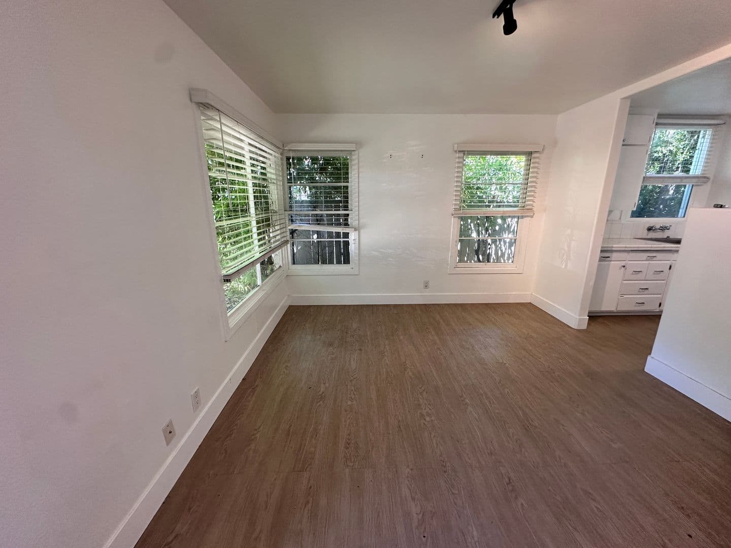 Santa Rosa Apartment: 740 Mendocino Avenue