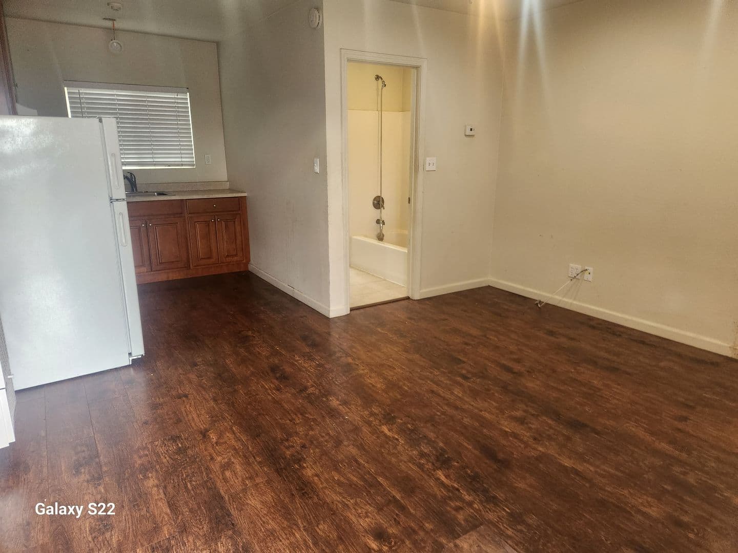Santa Rosa Apartment: 1015 S A St