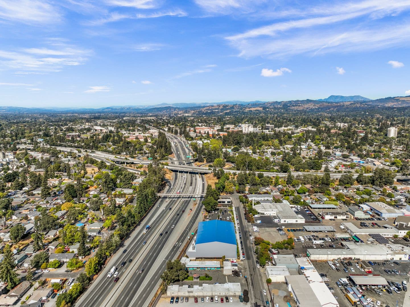 Santa Rosa Apartment: 1015 S A St