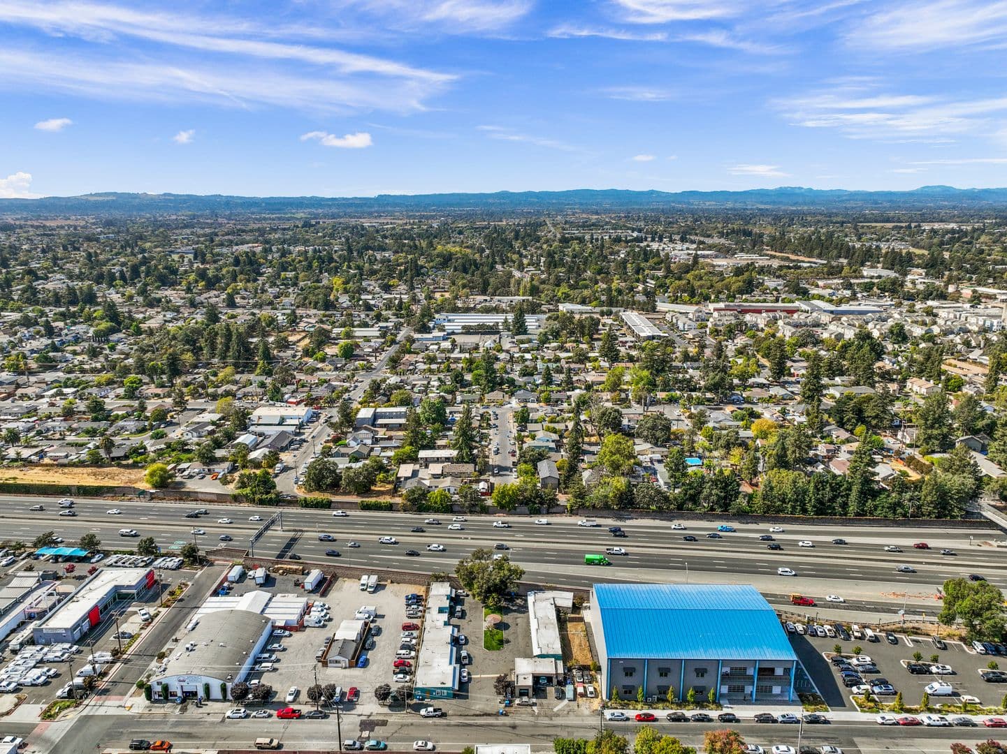 Santa Rosa Apartment: 1015 S A St