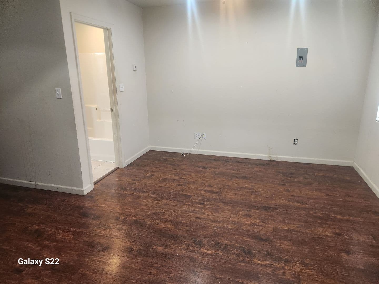 Santa Rosa Apartment: 1015 S A St