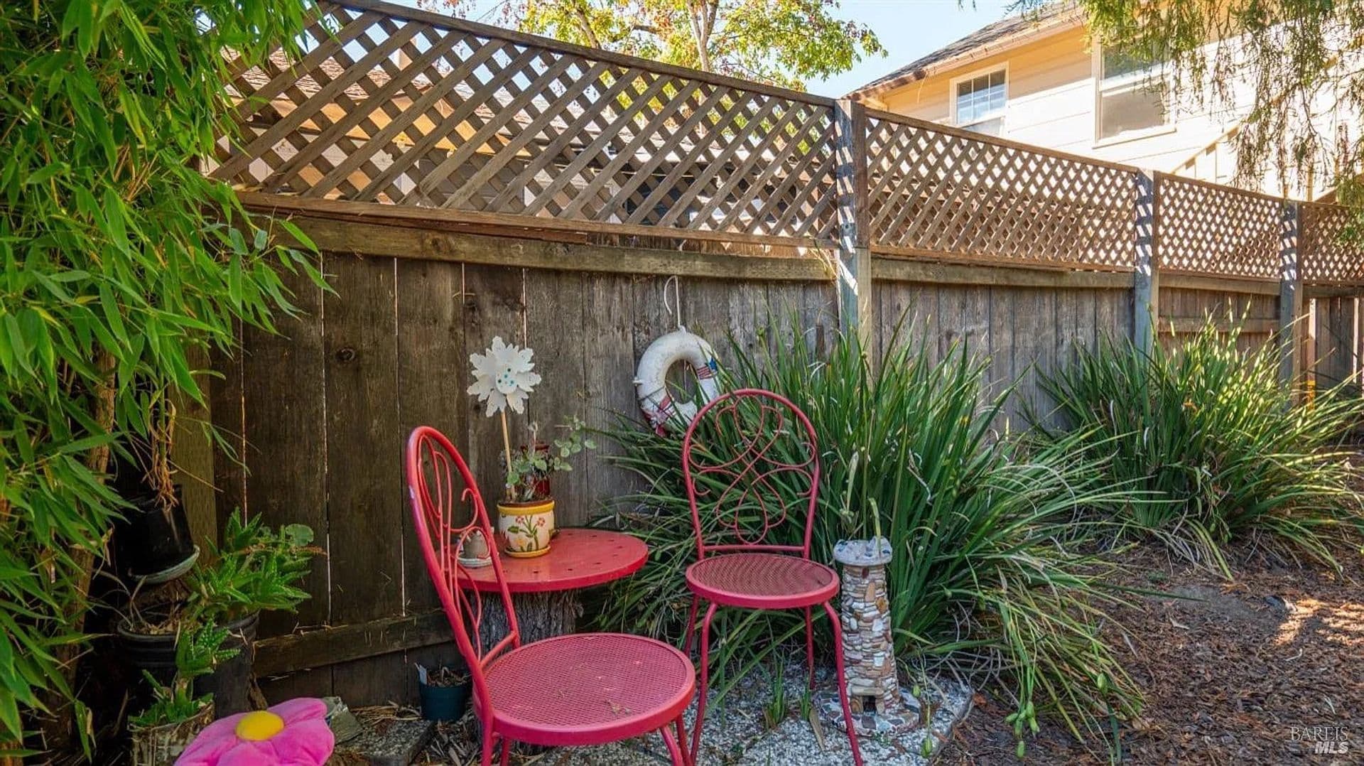 Santa Rosa Apartment: 705-709 Tupper St