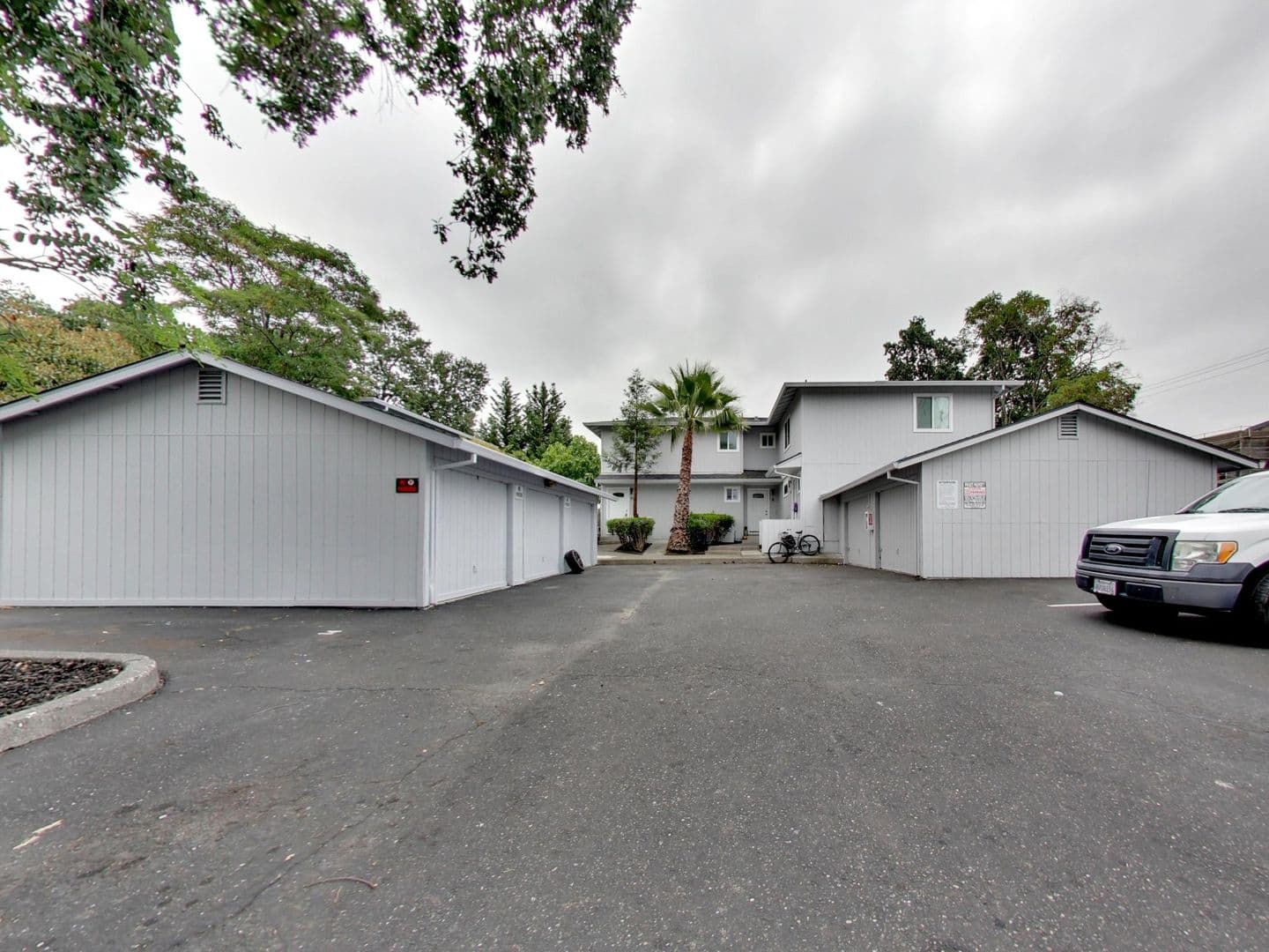 Windsor Apartment: 8690 Old Redwood Hwy.