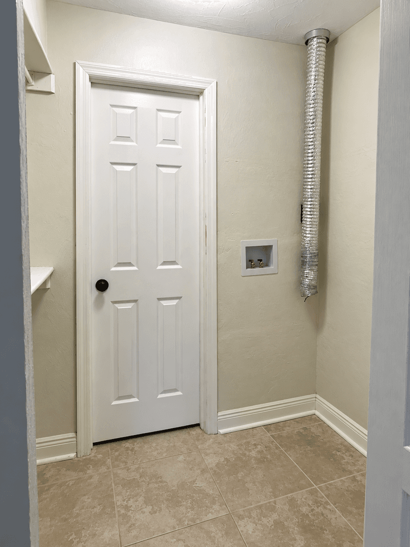 South Daytona Condo: 1759 Eastern Rd