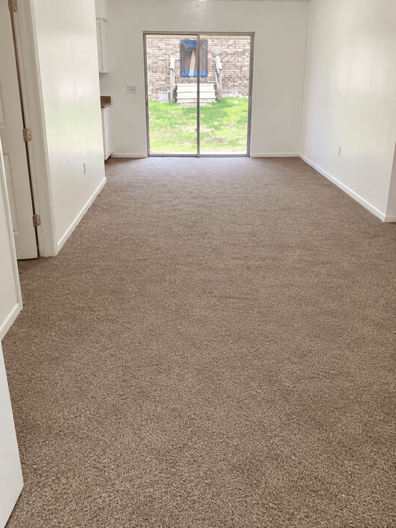 Orange City House: 1445 Hamilton Ave