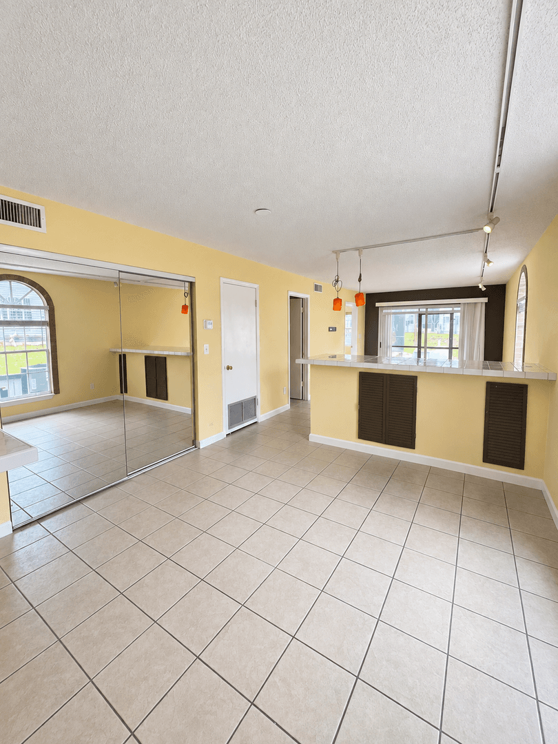 Debary Condo: 313 Dirksen Dr APT A1