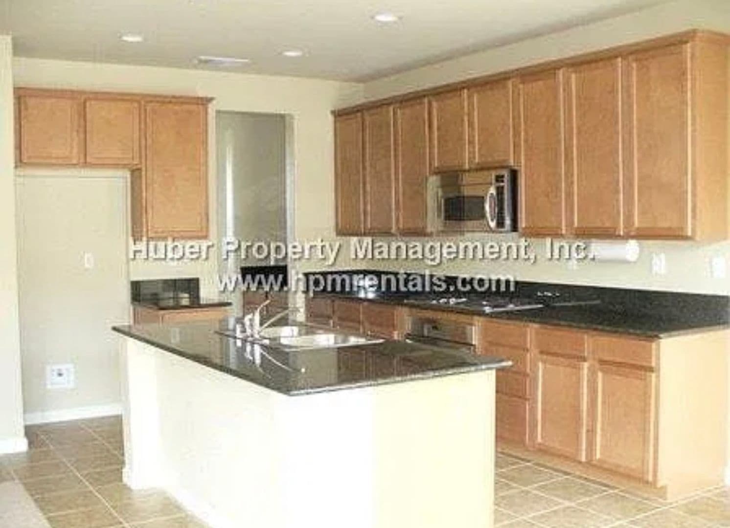 Auburn House: 11004 Caballo Circle